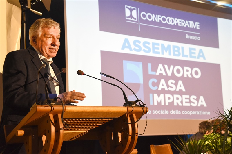 Marco Menni confermato alla guida di Confcooperative Brescia